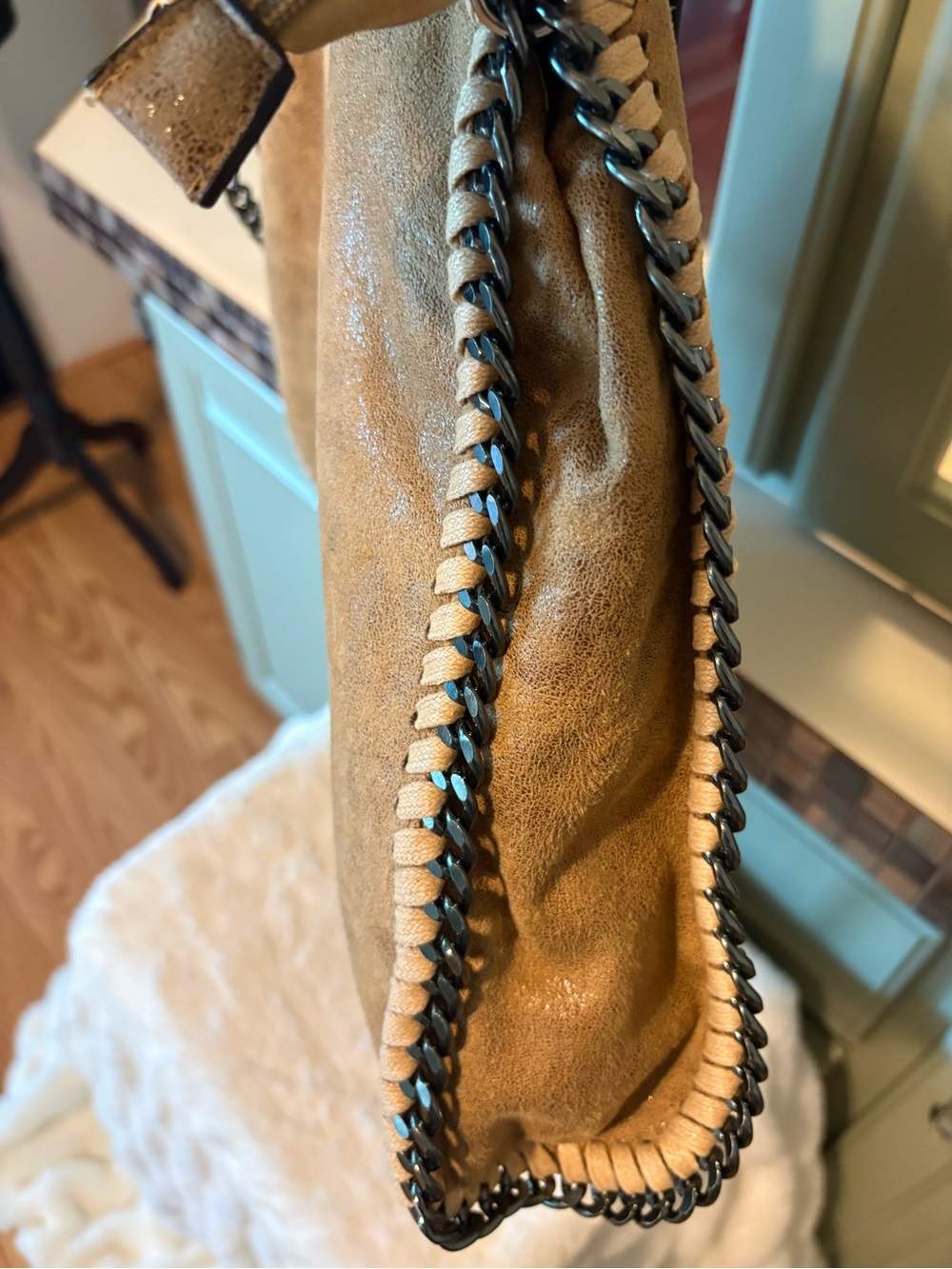 Women's Tan Chain-Trim Tote Bag - Picture 5 of 5